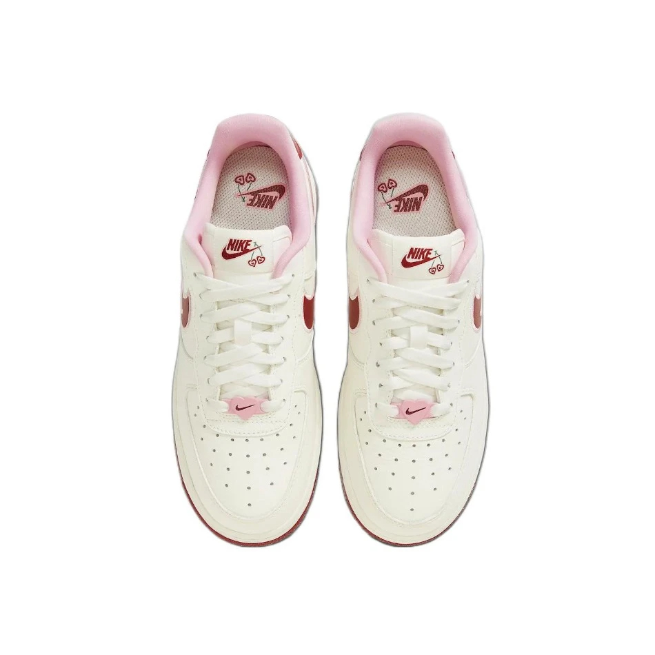 The Iconic Women’s Nike Air Force Shoes插图4